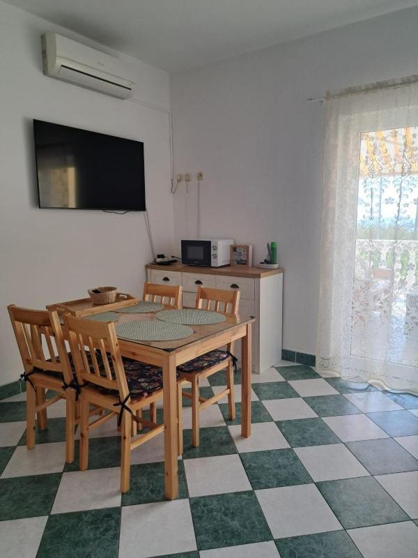 Apartman Laura Primosten Luaran gambar